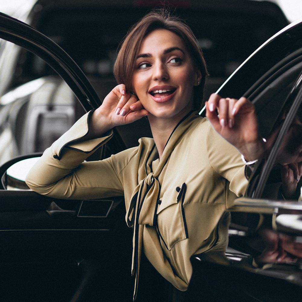 lady opens car